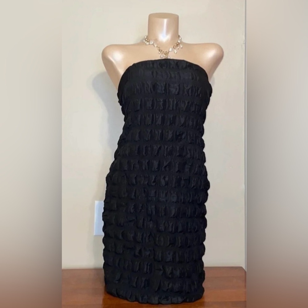 Romeo and Juliet couture womens dress Medium mini black strapless fitted texture